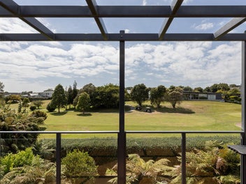 Elegant Living with Panoramic Golf Course Views