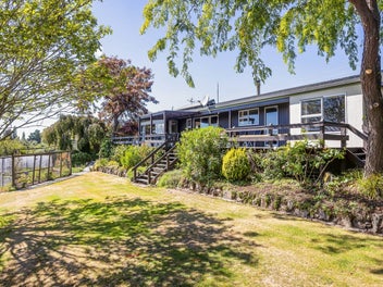 Gardener's Haven with Space, Views and Charm