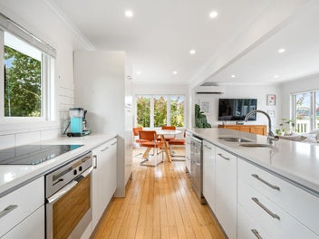 Gorgeous Renovated Family Home