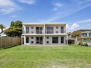 Unique Home & Income