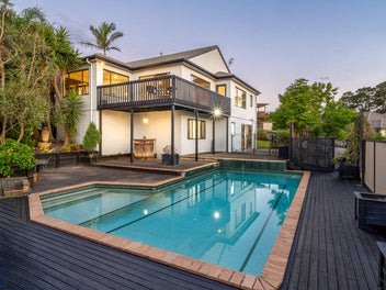 Dannemora Jewel with Immaculate Views
