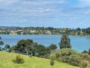 Coastal Dream, Water Front 1.5 Ha Blank Canvas!