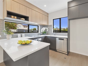 Act Fast! Only 1 duplex Left in Highland Park