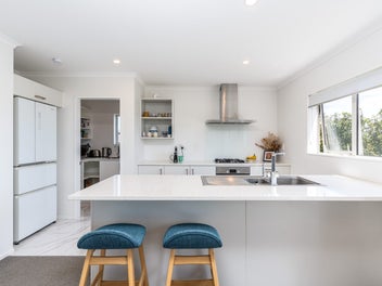 Charming Home in a Peaceful Tranquil Setting