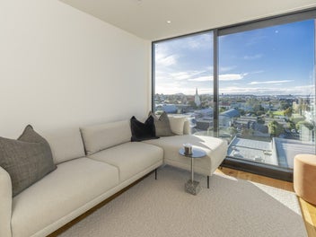 OMC - Perfect entry onto the property ladder