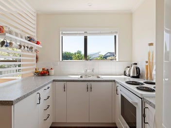 Close to the Beach, Upgraded and Charming!