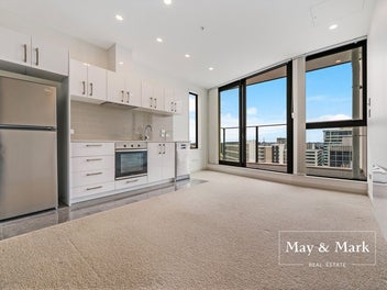 Stunning 1-Bed with SkyCity Views