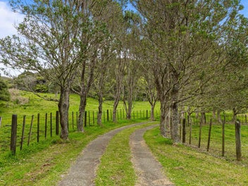 Serene Lifestyle on 10 acres