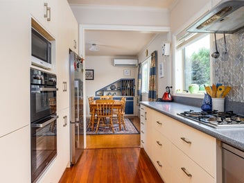 An idyllic Setting For Family Living