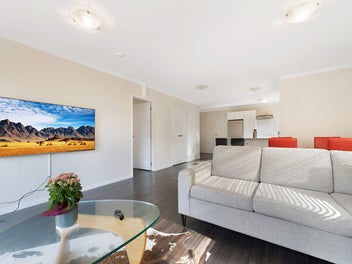 Beautiful home at Excellent Location!!!!!