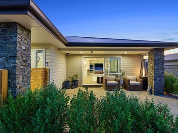 Stylish Family Living | Excellent Location