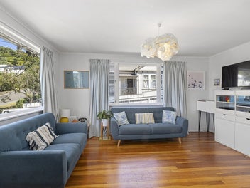 ISLAND BAY CHARM CLOSE TO BEACH