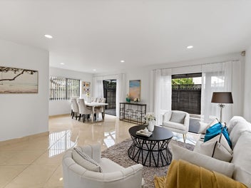 Renovated Brick - Below CV on Ellerslie Border!