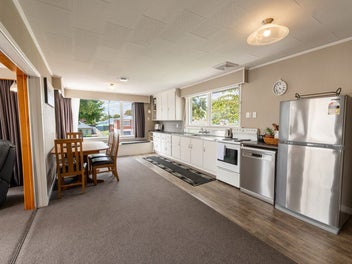 Family home in prime location - unbeatable value!