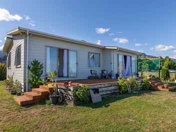 Beach, Bush & Adventure at Your Doorstep
