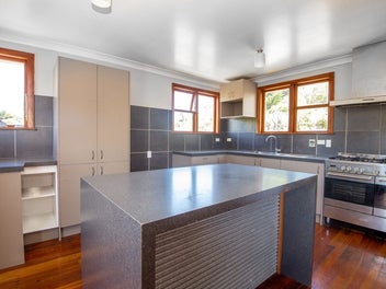 Charming Family Home in the Heart of Titahi Bay