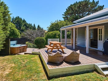 Contemporary living, rural serenity