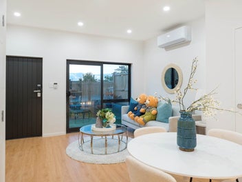 Modern Living in Perfect Location