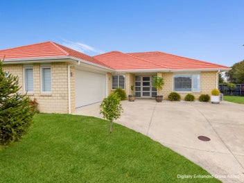 Immaculate spacious family home