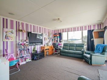 Fantastic first home or investment!