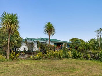 Your Country Escape, Only Minutes To Town