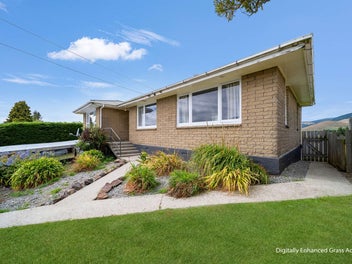 Spectacular Picturesque Living