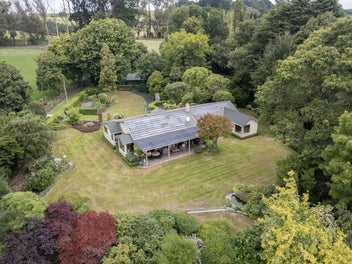 PREMIUM LIFESTYLE PROPERTY