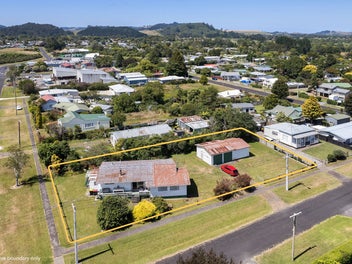 Exciting Opportunity for Investors & Renovators!