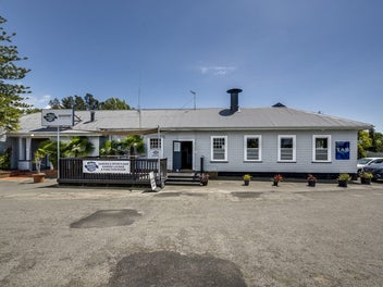 Image 1 of 20