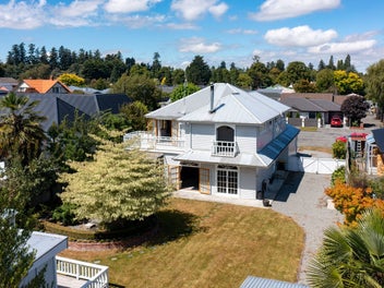 Premier Area, Desirable Home