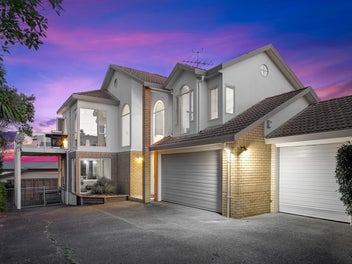 Gorgeous coastal views for a dream lifestyle