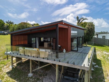 Where Sea Meets Style – Brand New Coastal Escape