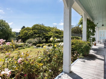 "Centrewood" - Quality, charm and style