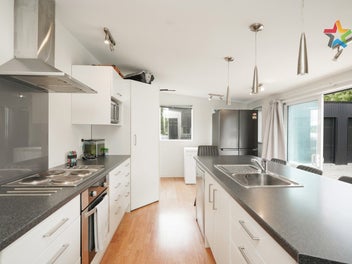 DREAM SHED, CHARMING HOME