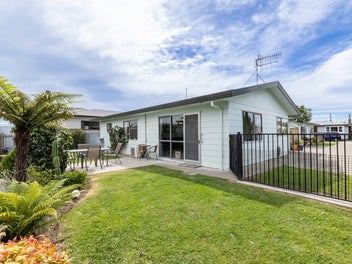 Convenience and Private Living Meet In Taradale