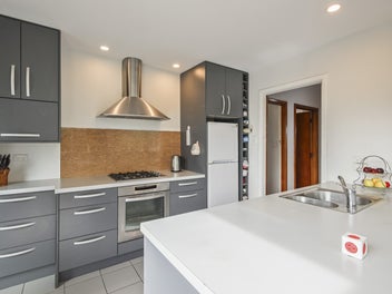 Ideal 1st home