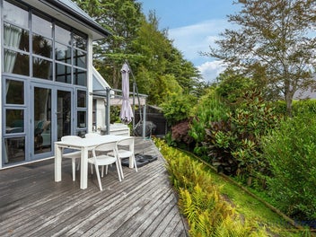 Relaxing Retreat with Income Potential