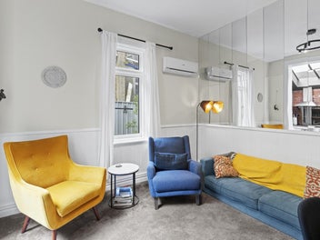 Freehold living in the heart of the city