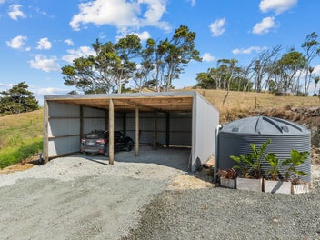 Modern country living