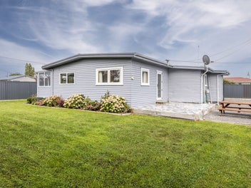Vendor has moved, immediate possession available!