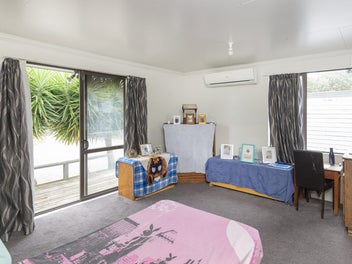 Great combination of privacy and low maintenance