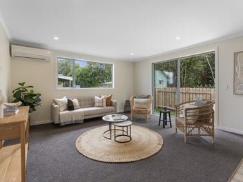 Chic Renovation for the Discerning Buyer