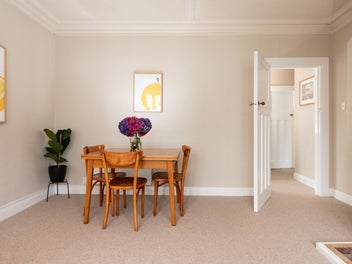 SUNNY BOUTIQUE APARTMENT