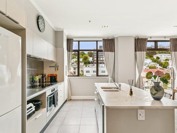 Sun-Soaked, Spacious Apartment