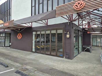 Image 1 of 6