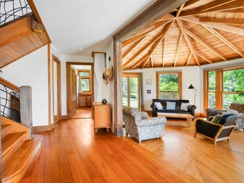 Unique Character and Charm in Golden Bay