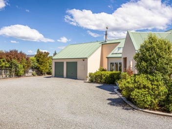 Dream Big - A Rare Find on 3004m2!