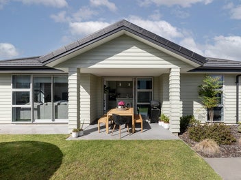 Bright, Stylish, and Low-Maintenance