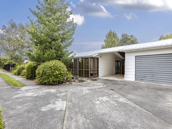 Opportunity Awaits - 31 Burnett Street, Oxford