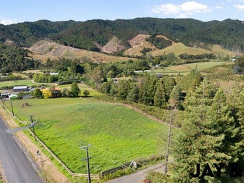 Picturesque Setting - List to be Sold!